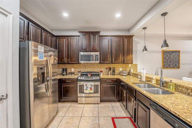 8223 ROSEVILLE ROAD, Davenport, FL 33896