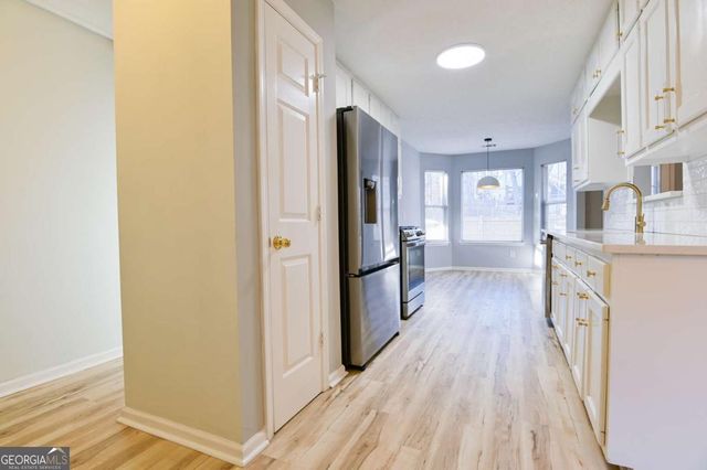 1255 Summit Point Lane, Snellville, GA 30078