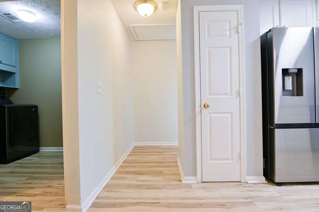 1255 Summit Point Lane, Snellville, GA 30078