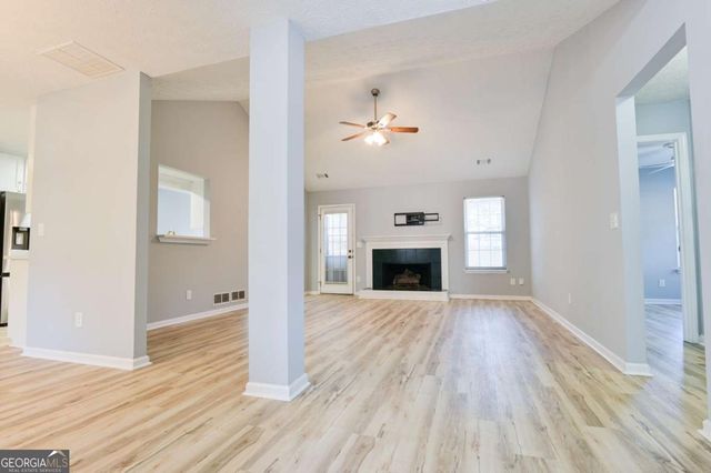 1255 Summit Point Lane, Snellville, GA 30078