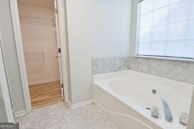 1255 Summit Point Lane, Snellville, GA 30078