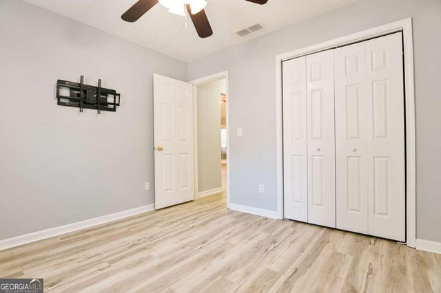 1255 Summit Point Lane, Snellville, GA 30078