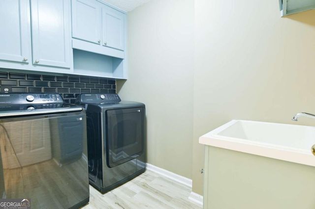 1255 Summit Point Lane, Snellville, GA 30078