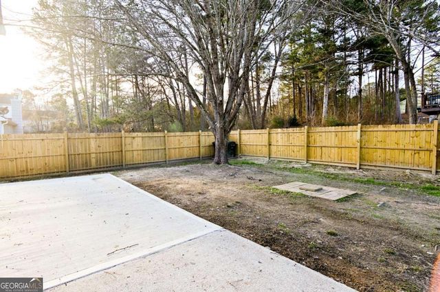 1255 Summit Point Lane, Snellville, GA 30078