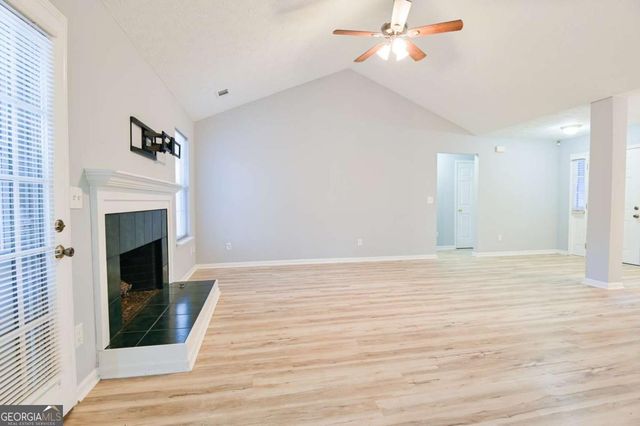 1255 Summit Point Lane, Snellville, GA 30078