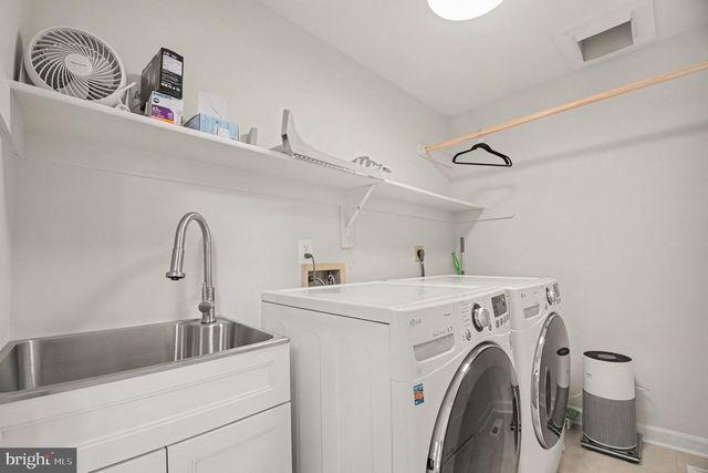6356 LEE FOREST PATH, Centreville, VA 20120