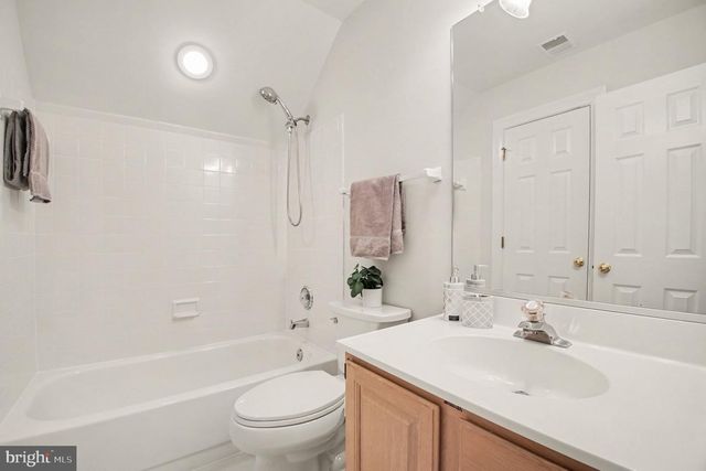6356 LEE FOREST PATH, Centreville, VA 20120