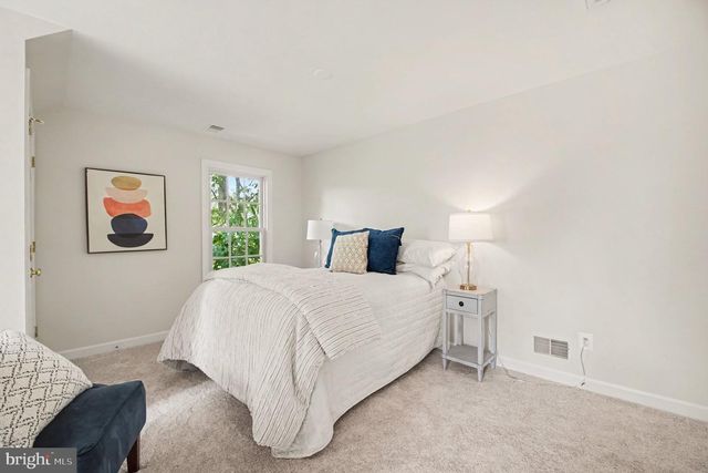 6356 LEE FOREST PATH, Centreville, VA 20120