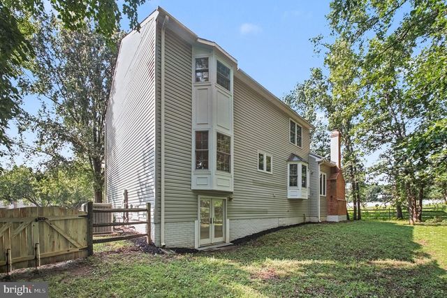 6356 LEE FOREST PATH, Centreville, VA 20120
