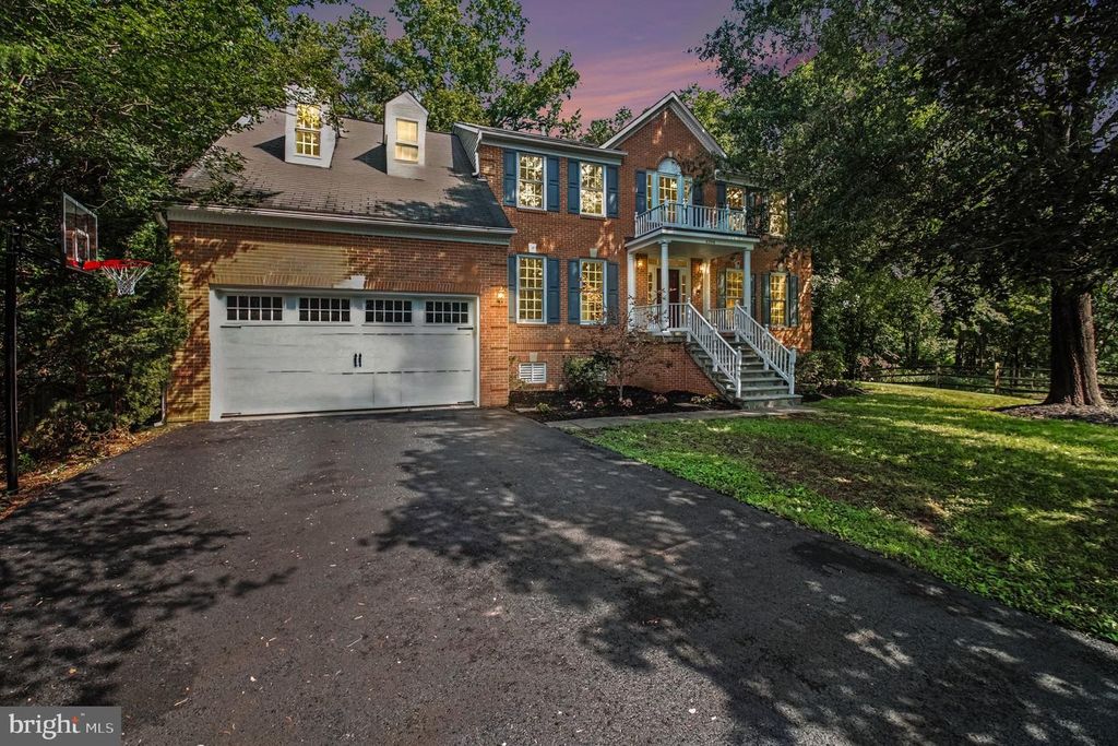 6356 LEE FOREST PATH, Centreville, VA 20120