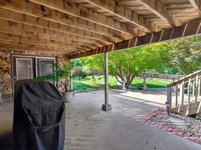 3003 W Sharon Drive, Ozark, MO 65721