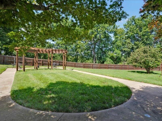 3003 W Sharon Drive, Ozark, MO 65721