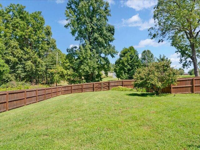 3003 W Sharon Drive, Ozark, MO 65721