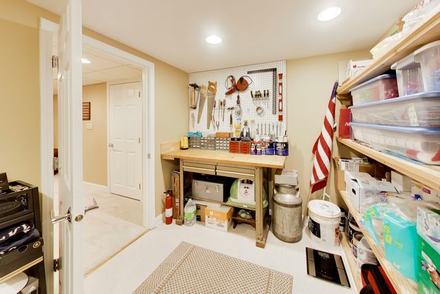 338 S Gibbons Avenue, Arlington Heights, IL 60004