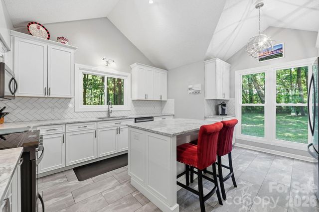 3970 Tenneyson Court NW, Concord, NC 28027