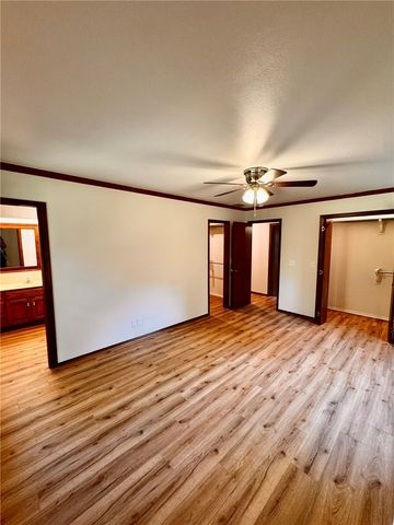 8889 Old Dutch Elbow, Rogers, AR 72756