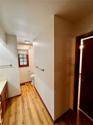 8889 Old Dutch Elbow, Rogers, AR 72756