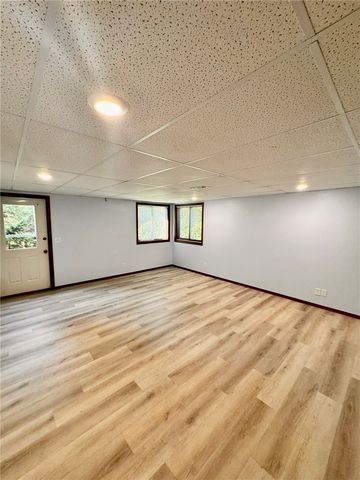 8889 Old Dutch Elbow, Rogers, AR 72756