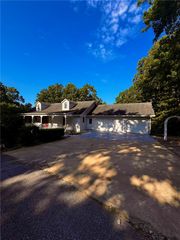 8889 Old Dutch Elbow, Rogers, AR 72756