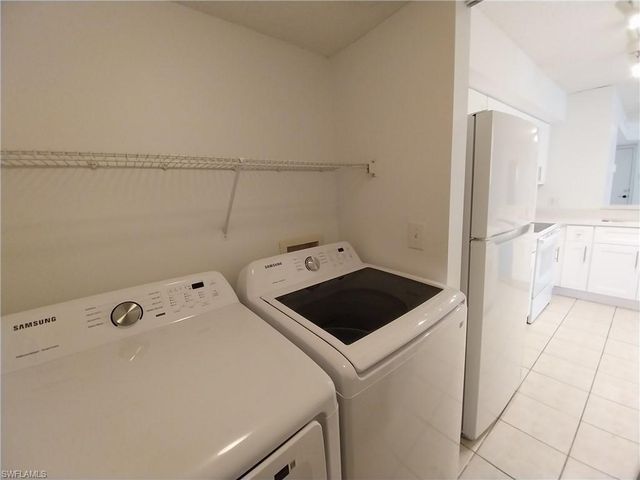 8950 Colonnades CT E # 824, Bonita Springs, FL 34135