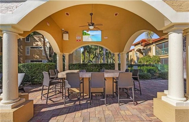 8950 Colonnades CT E # 824, Bonita Springs, FL 34135