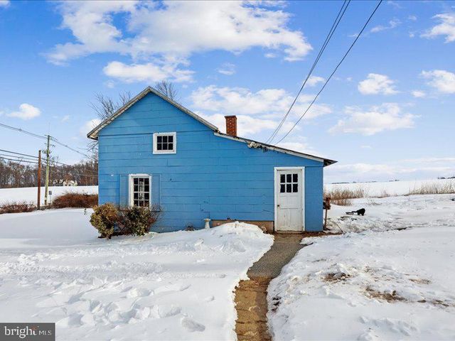 105 S HOUCKSVILLE RD, Hampstead, MD 21074