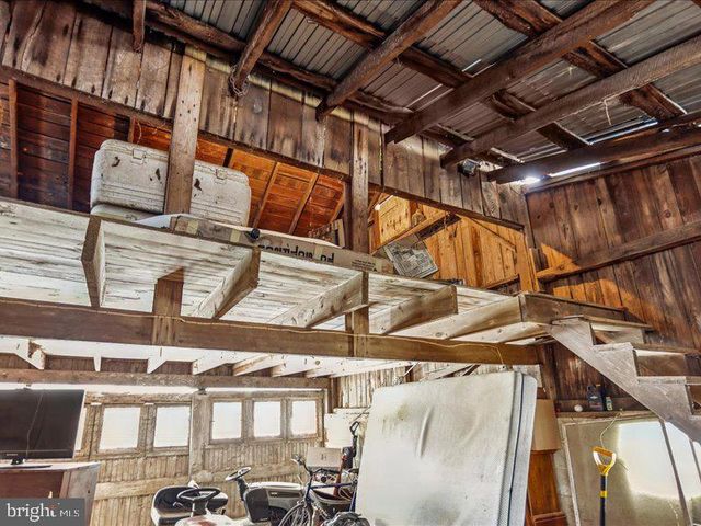 105 S HOUCKSVILLE RD, Hampstead, MD 21074