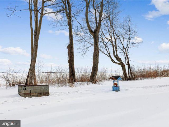 105 S HOUCKSVILLE RD, Hampstead, MD 21074