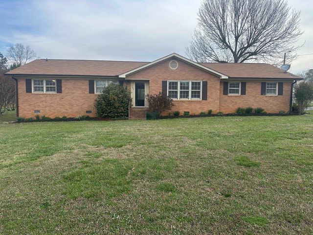 505 SC Highway 11, Chesnee, SC 29323