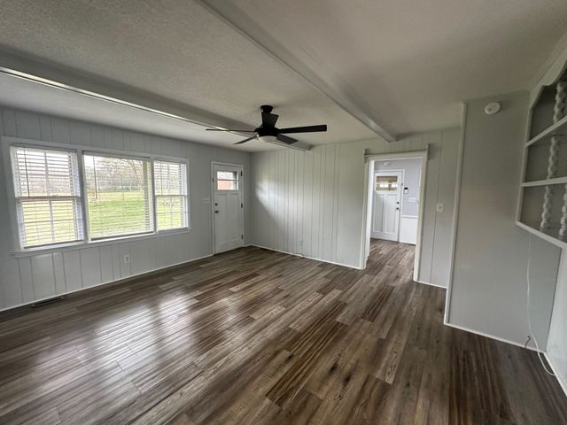 505 SC Highway 11, Chesnee, SC 29323