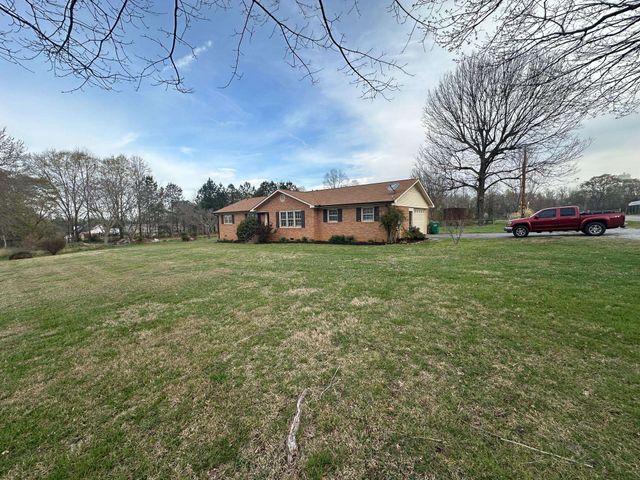 505 SC Highway 11, Chesnee, SC 29323