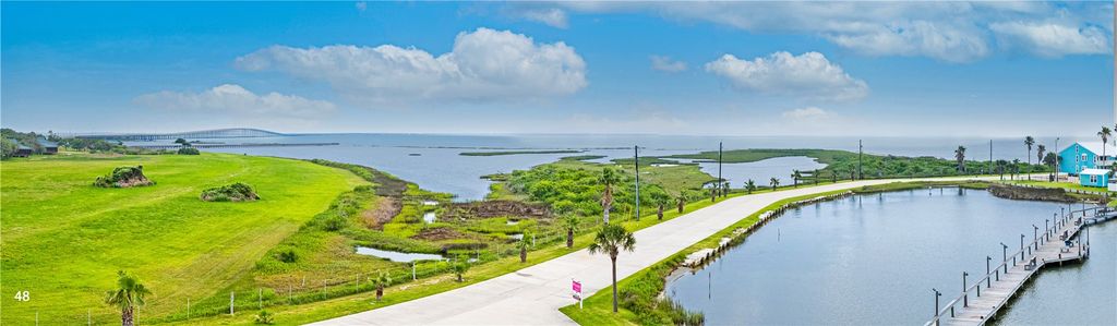 101 Sea Glass Cove, Rockport, TX 78382 — exterior