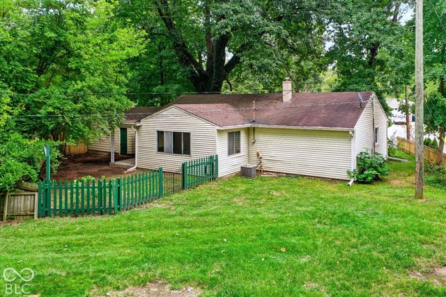 530 Eagleview Court, Zionsville, IN 46077