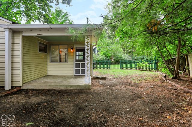 530 Eagleview Court, Zionsville, IN 46077