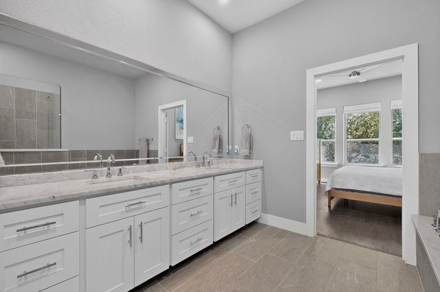 3170 Carmel Street 106, Dallas, TX 75204