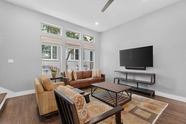 3170 Carmel Street 106, Dallas, TX 75204