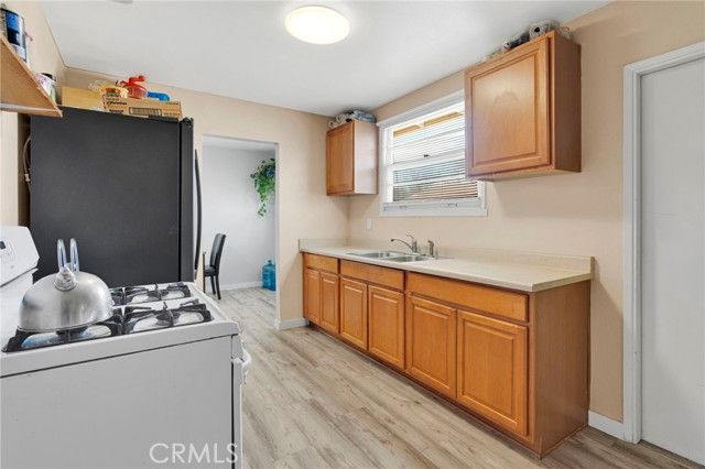 9214 Choiceana Avenue, Hesperia, CA 92345