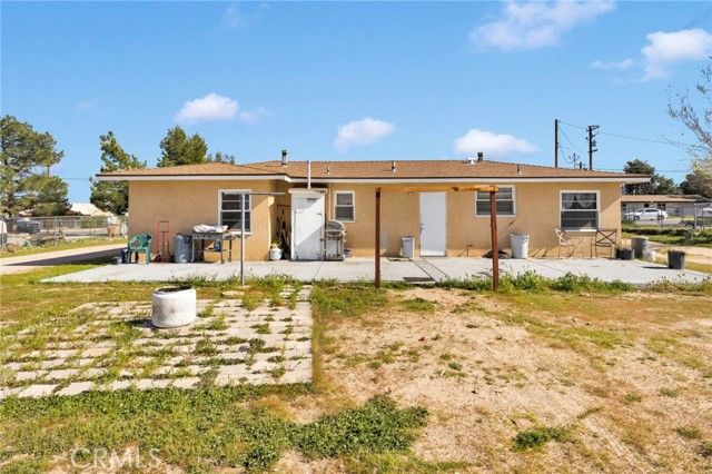 9214 Choiceana Avenue, Hesperia, CA 92345