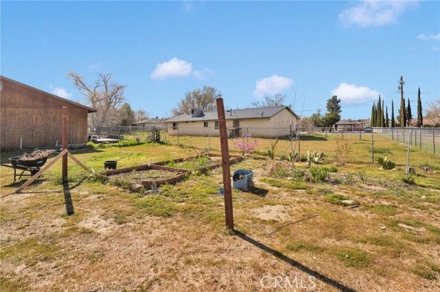 9214 Choiceana Avenue, Hesperia, CA 92345