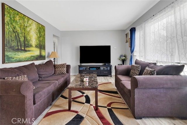 9214 Choiceana Avenue, Hesperia, CA 92345