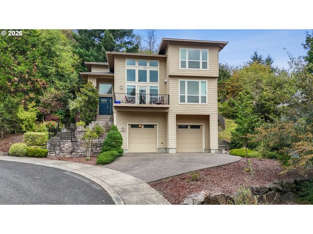 4849 Se ANDEREGG Loop, Portland, OR 97236