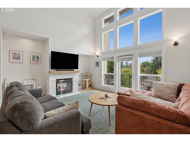 4849 Se ANDEREGG Loop, Portland, OR 97236