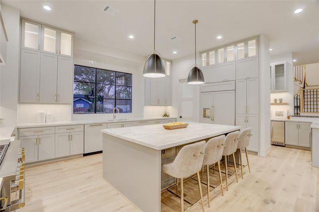 8935 Pado Street, Houston, TX 77055