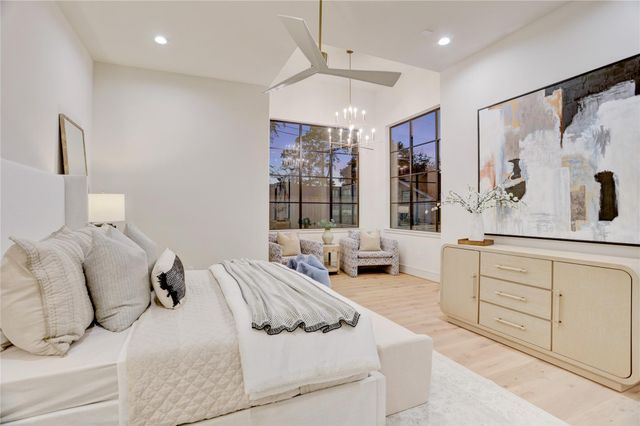 8935 Pado Street, Houston, TX 77055