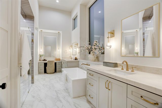 8935 Pado Street, Houston, TX 77055