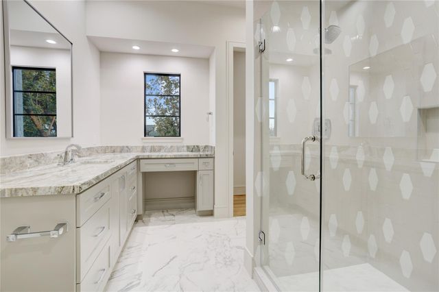 8935 Pado Street, Houston, TX 77055