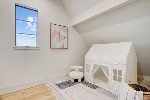 8935 Pado Street, Houston, TX 77055