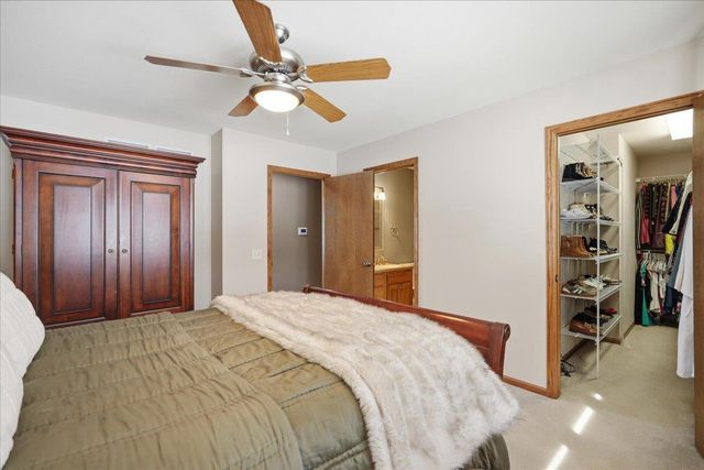 1355 Gray Hawk Way, Sun Prairie, WI 53590