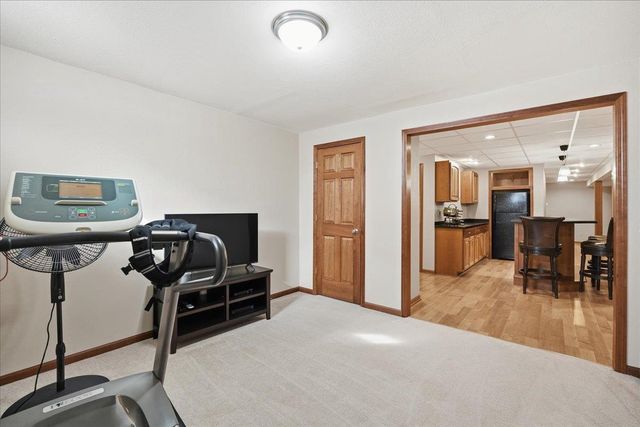 1355 Gray Hawk Way, Sun Prairie, WI 53590