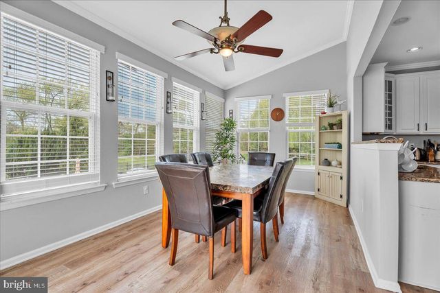 4 JAMES CT, Swedesboro, NJ 08085